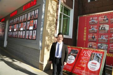 毕业学子采访|亦如朝阳 满怀期待