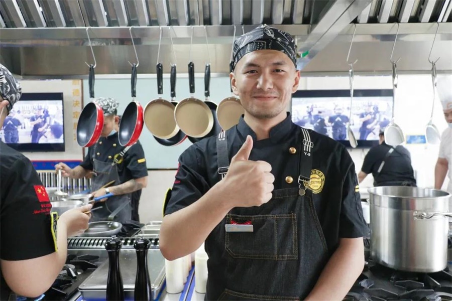 2022学西餐哪里好，来这里，没有基础也能学会