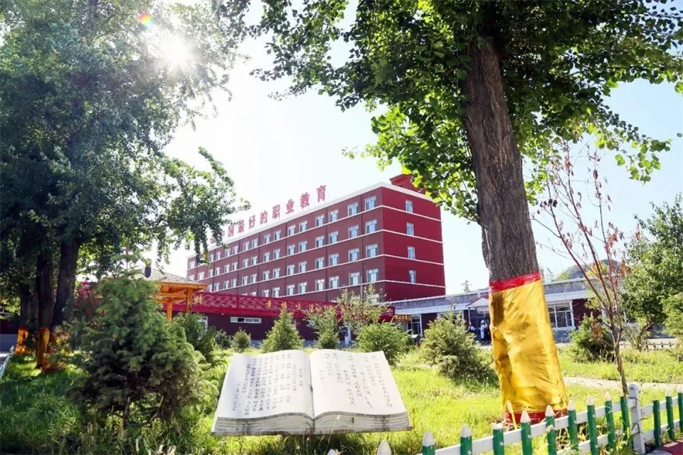 职业教育为何被追捧？-呼和浩特新东方高级技工学校