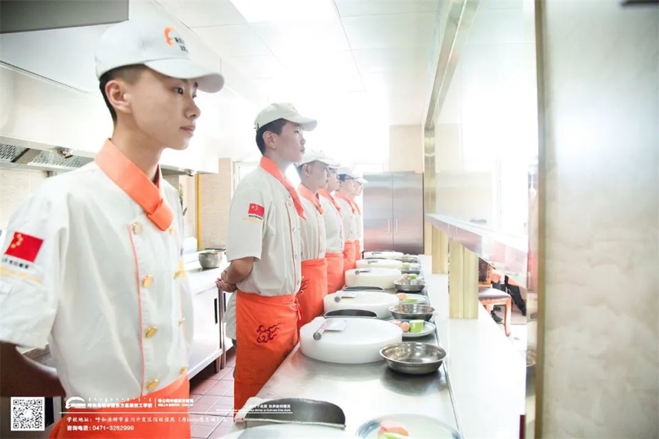 当学徒边学边挣钱不好吗？为什么还要上职校？