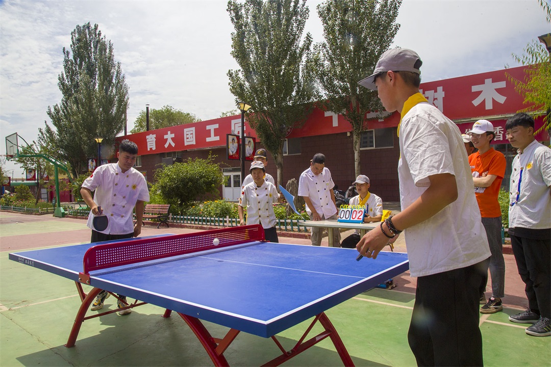 运动如花绽放,快乐校园
