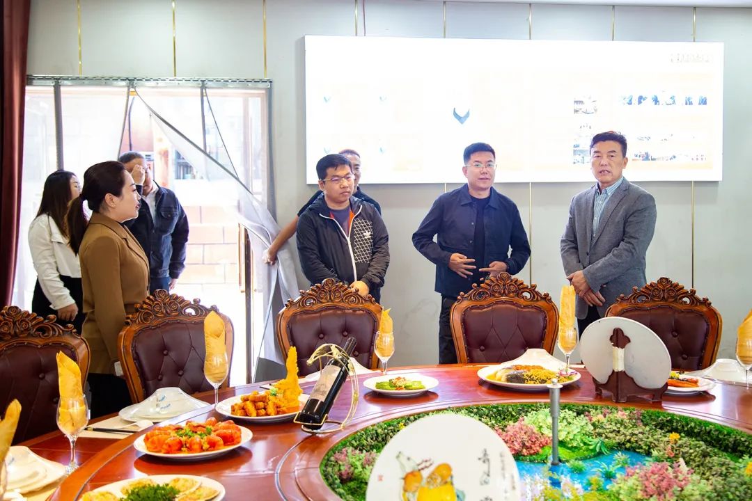 市人社局领导一行莅临我校开展“双节”前安全检查