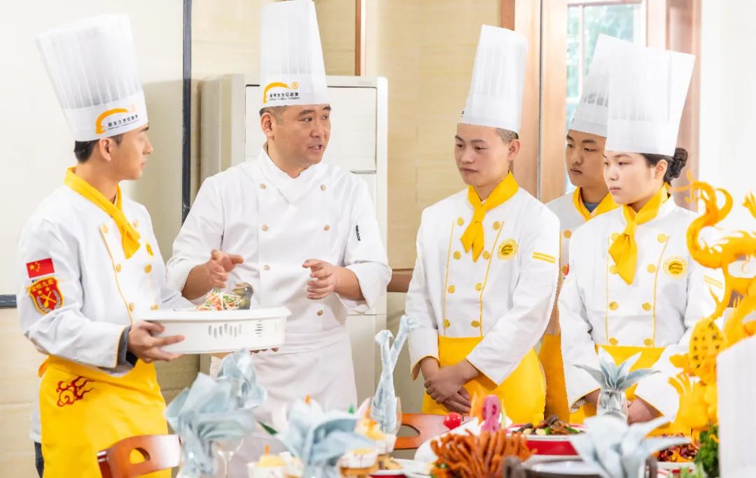 内蒙古学厨师去那里好