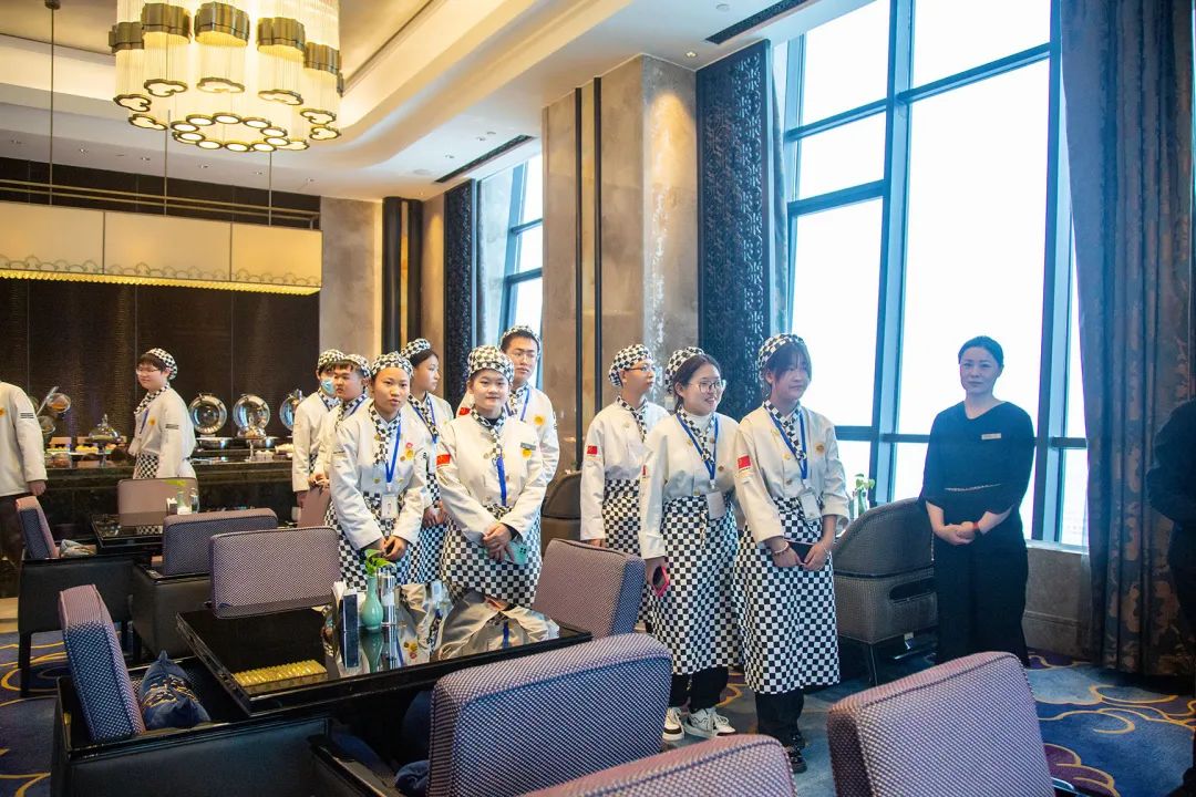  Inner Mongolia New Oriental Cooking School entered into school enterprise cooperation enterprise million