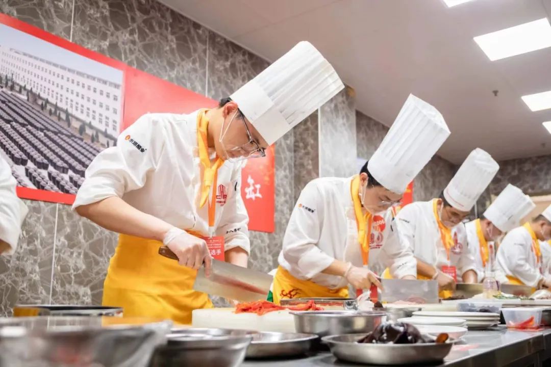 学中餐长期、短期怎么选？帮你锁定适合你的专业